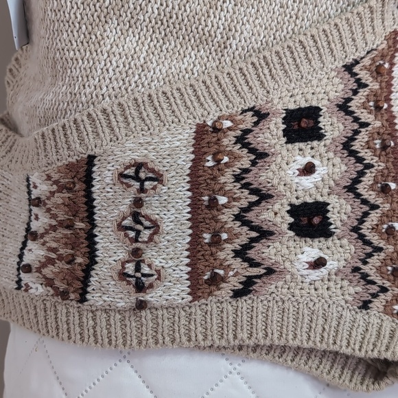 Koret Woman's Knitted Safari Animal Design Button Down Vest,Size S(8-10). - Picture 6 of 10